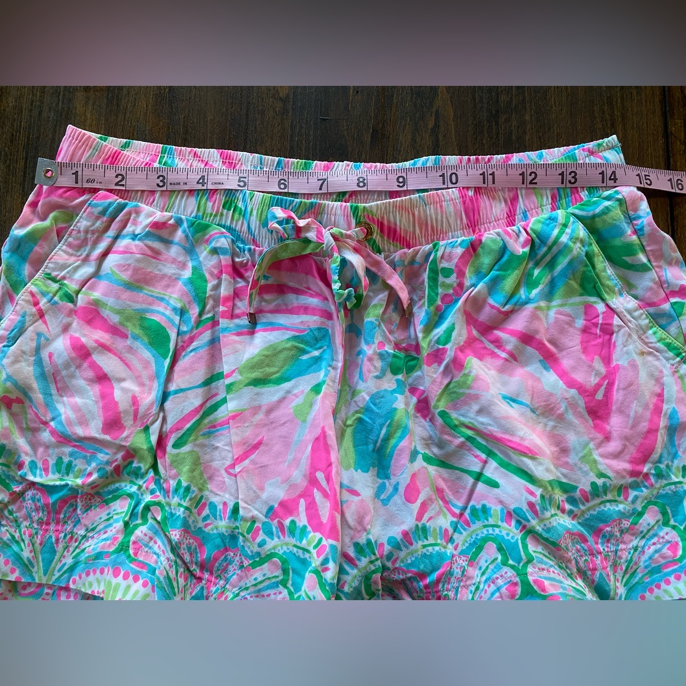 Lilly Pulitzer Floral Pull On Shorts Womens Small Blue Pink All Over Print AOP - Picture 8 of 14